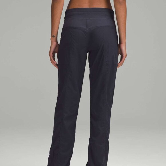 Lululemon Dance Studio Mid Rise Pant *Short* Size 8 - Picture 2 of 9